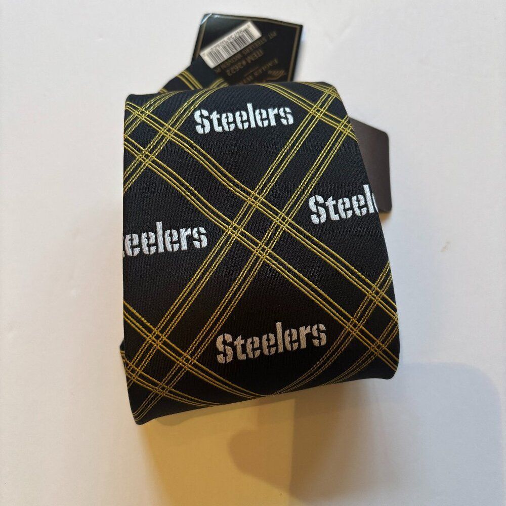 Official NFL Pittsburgh Steelers Logo Neck Tie Black Football New with tags